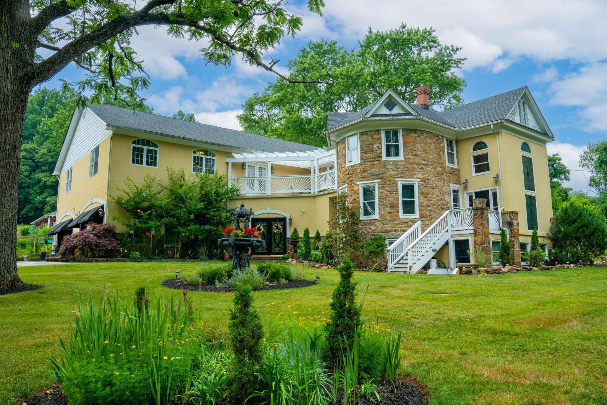 Stone Manor Boutique Inn Britain Dış mekan fotoğraf