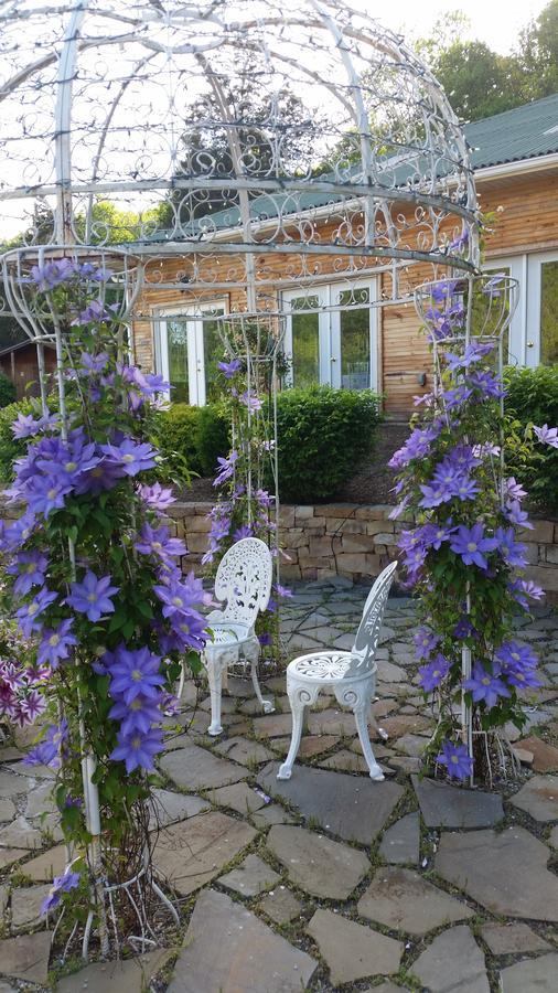 Stone Manor Boutique Inn Britain Dış mekan fotoğraf
